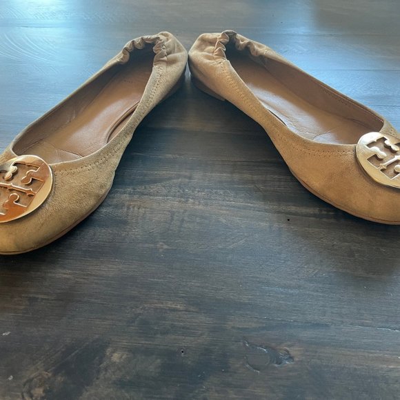 TORY BURCH Suede Tan Reva Flat size 8.5 GUC - Picture 5 of 9